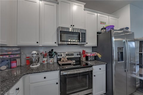 Tiny photo for 496 Auld Farm Circle, Akron, OH 44320 (MLS # 5255625)