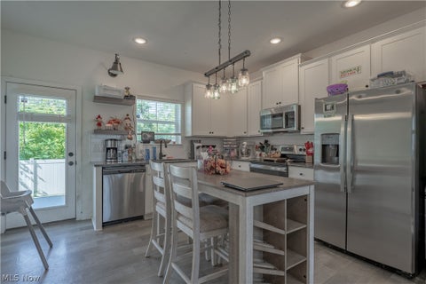 Tiny photo for 496 Auld Farm Circle, Akron, OH 44320 (MLS # 5255625)