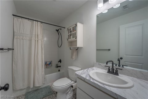 Tiny photo for 496 Auld Farm Circle, Akron, OH 44320 (MLS # 5255625)