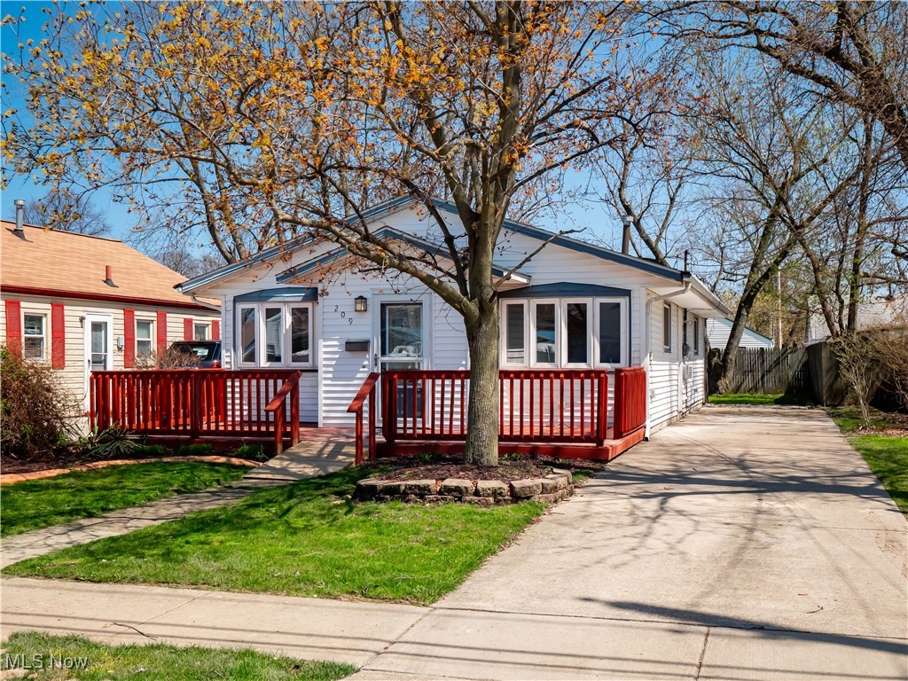 209 Franklin Avenue, Elyria, Ohio image 2