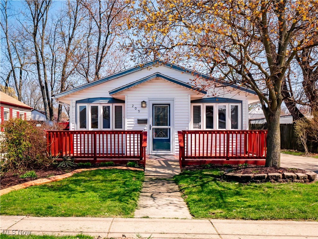 209 Franklin Avenue, Elyria, Ohio image 1