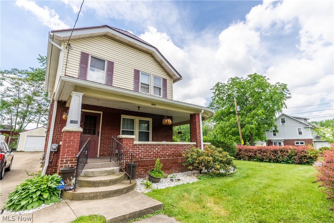Photo 1 of 35 — 1558 Hampton Road, Akron, OH 44305