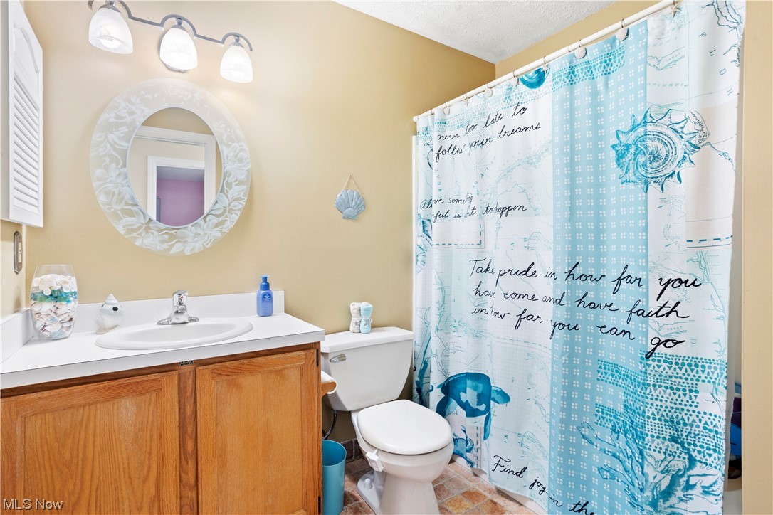 Royal Rdg Lane Condo - Residential