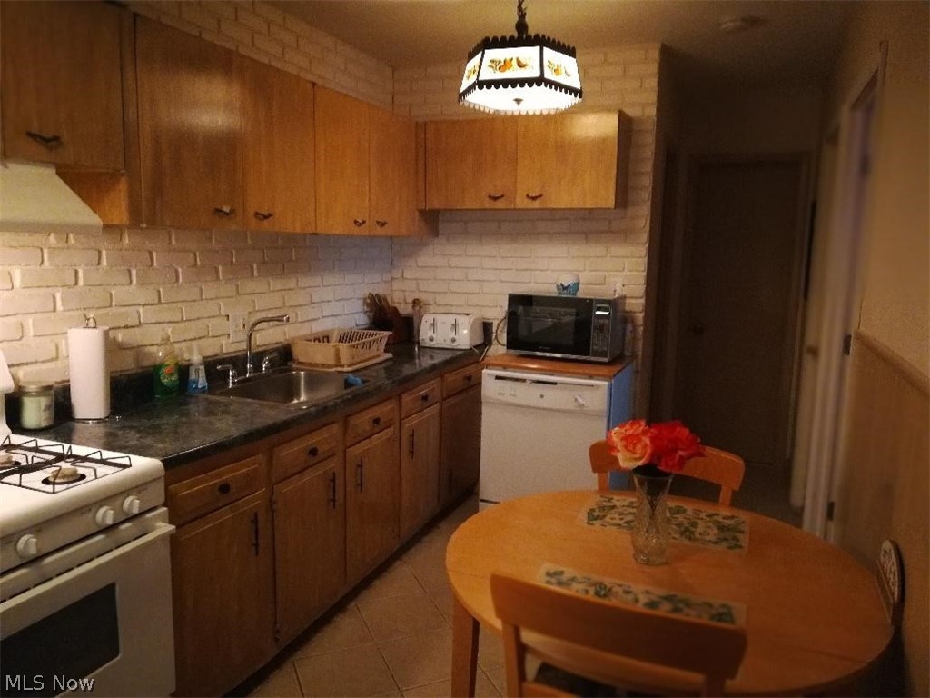 King's Path Condos - Residential