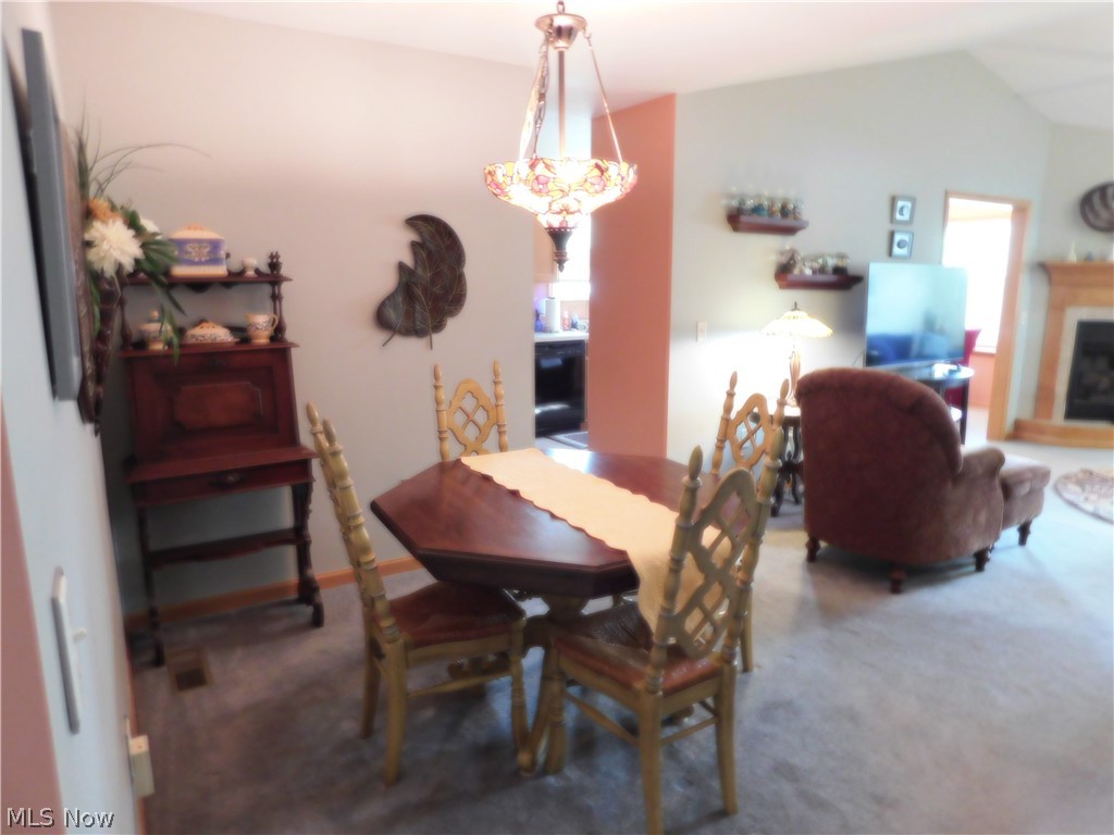 Warren Cc Vilas Condos - Residential