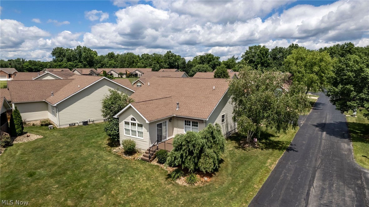 Warren Cc Vilas Condos - Residential