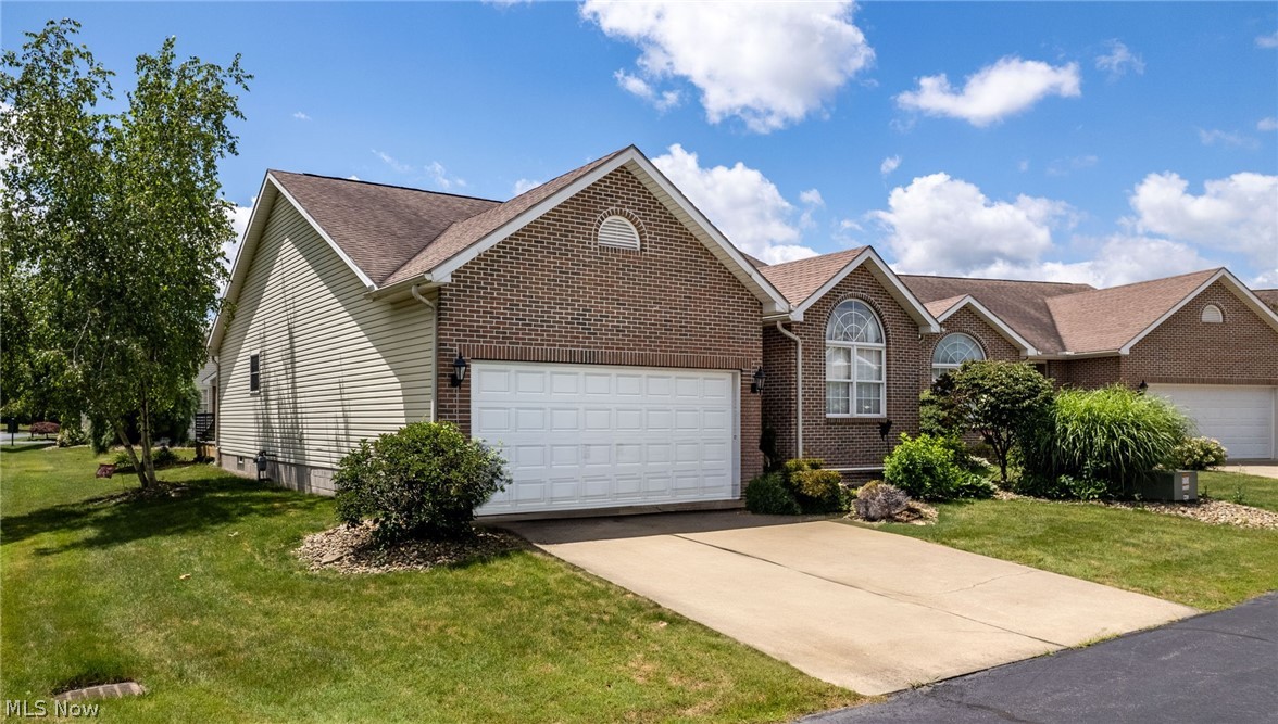 Warren Cc Vilas Condos - Residential