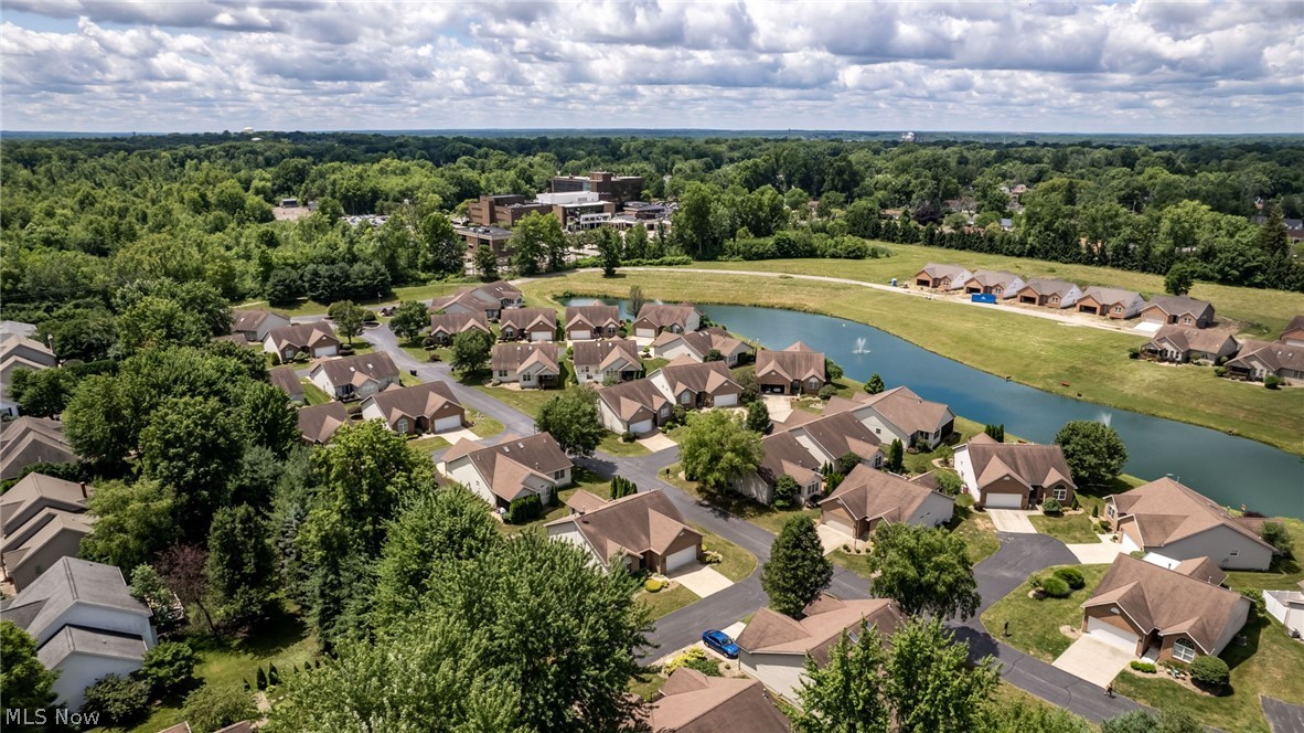 Warren Cc Vilas Condos - Residential