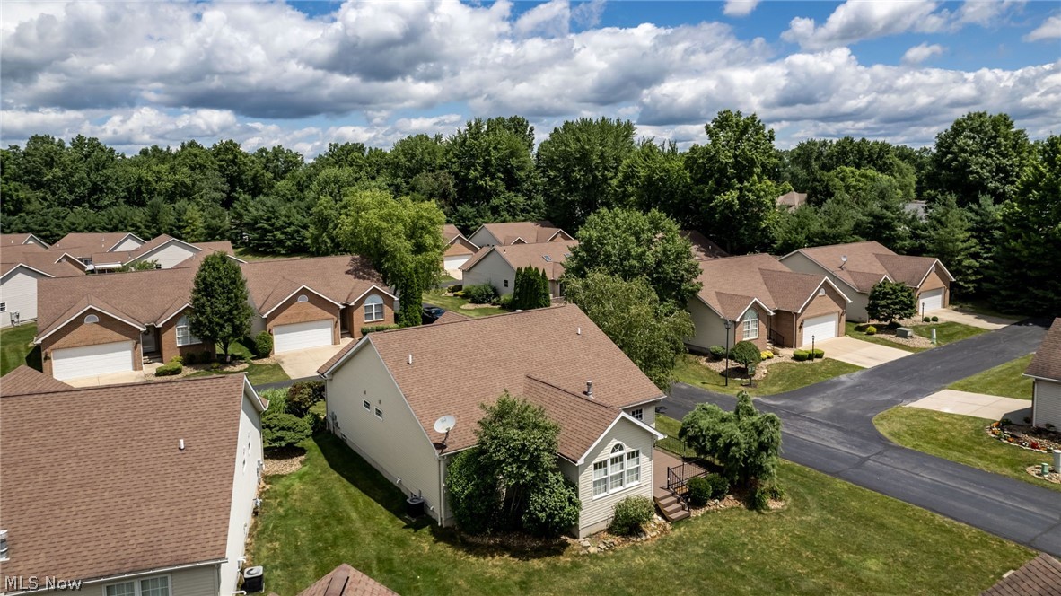 Warren Cc Vilas Condos - Residential