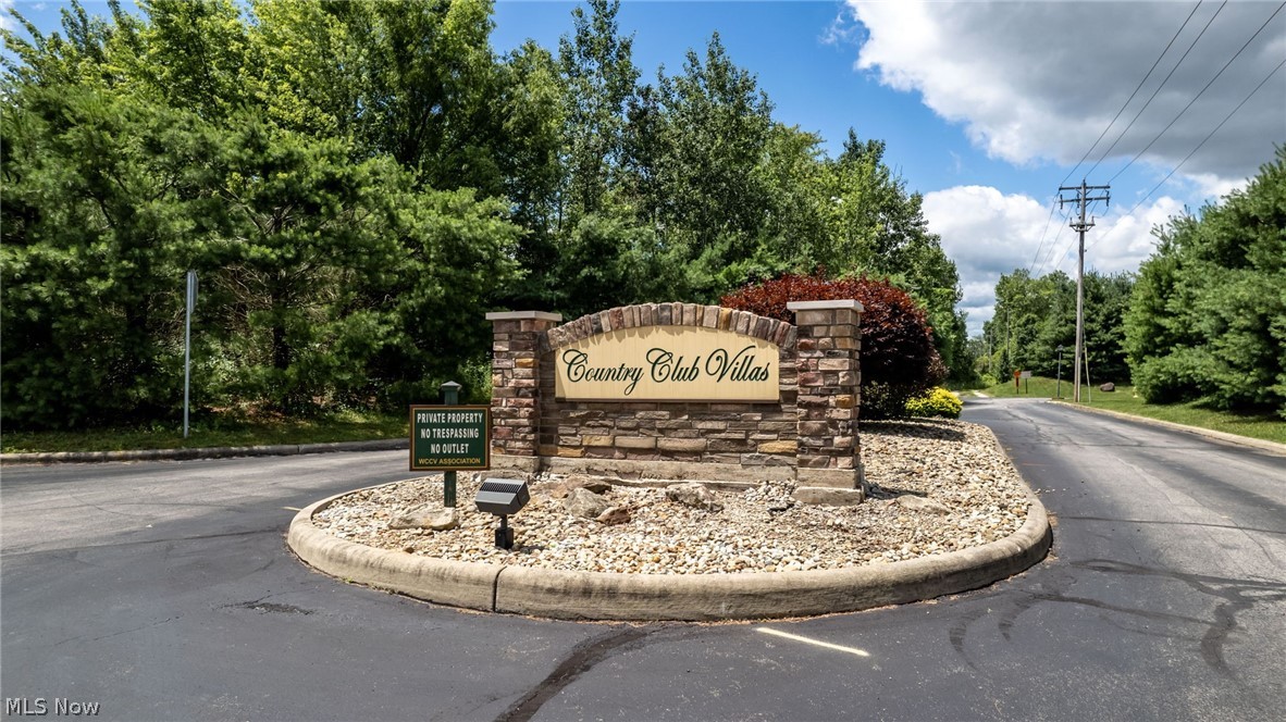 Warren Cc Vilas Condos - Residential