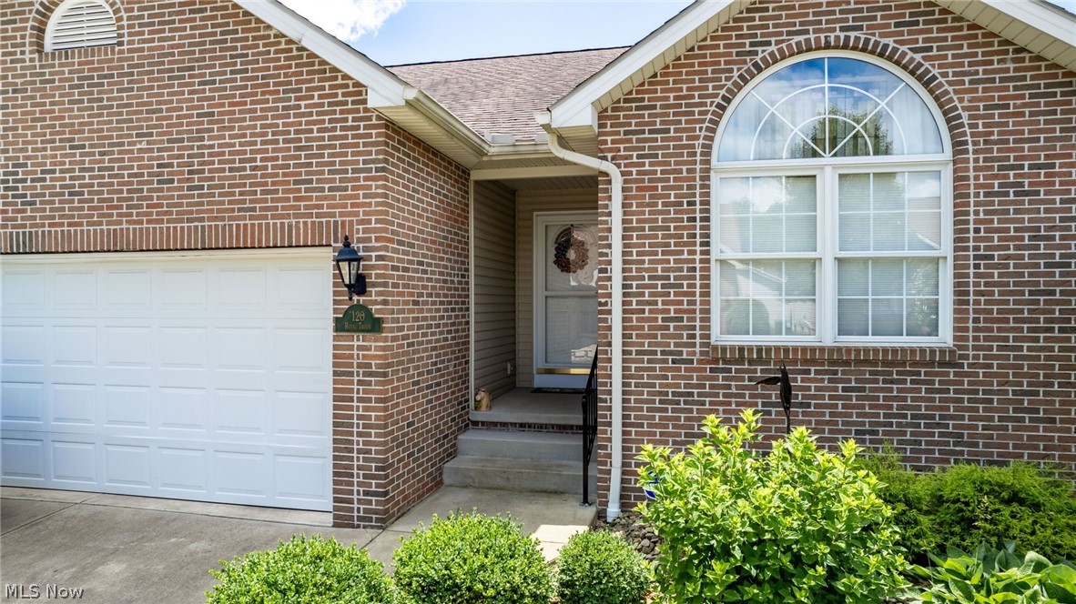 Warren Cc Vilas Condos - Residential