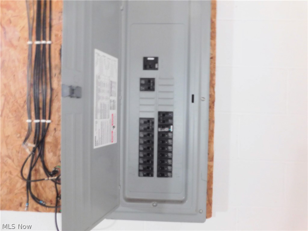 Warren Cc Vilas Condos - Residential