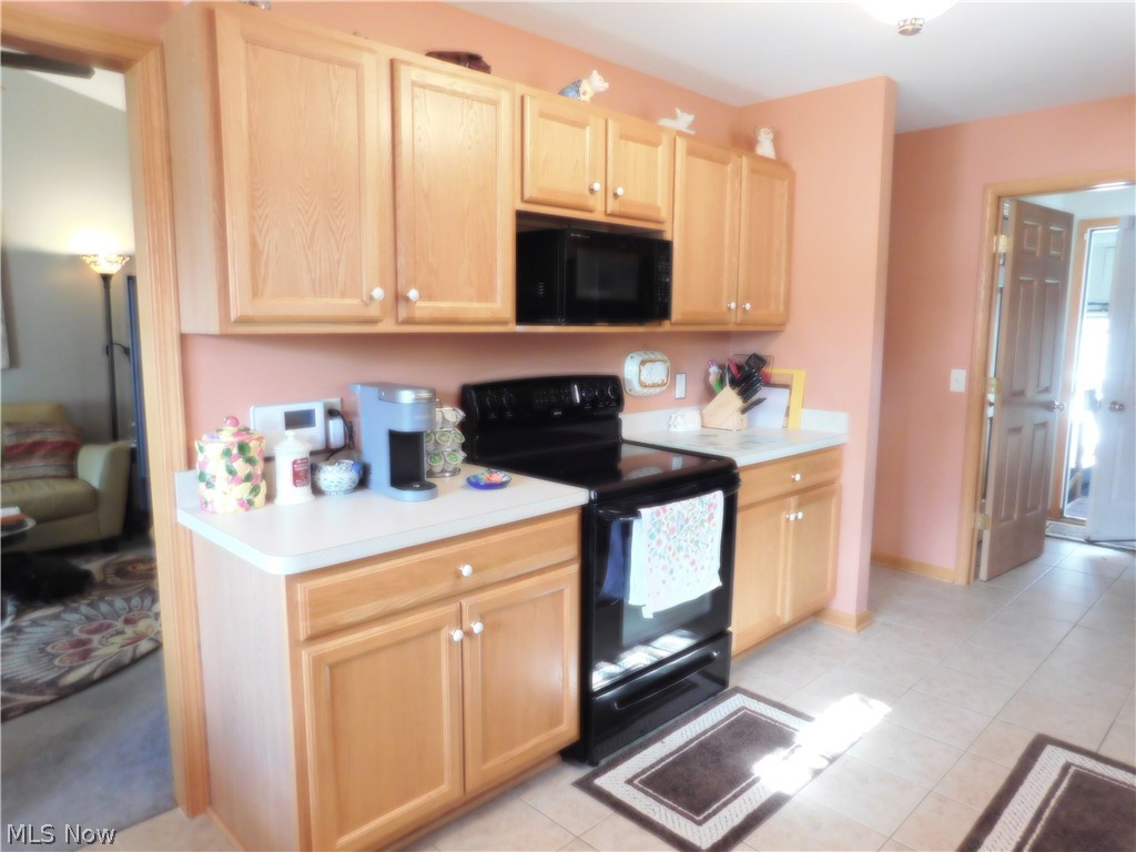 Warren Cc Vilas Condos - Residential