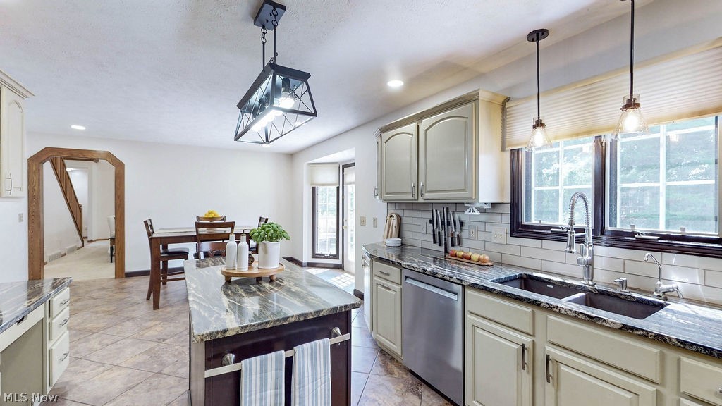 Inland Shores - Residential