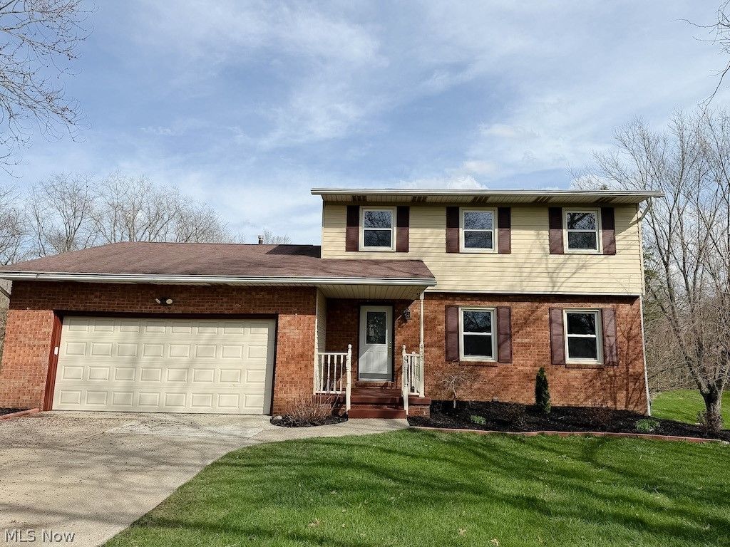 Photo of 455 Barrenwood Drive, Wadsworth, OH 44281 (MLS # 5198453)