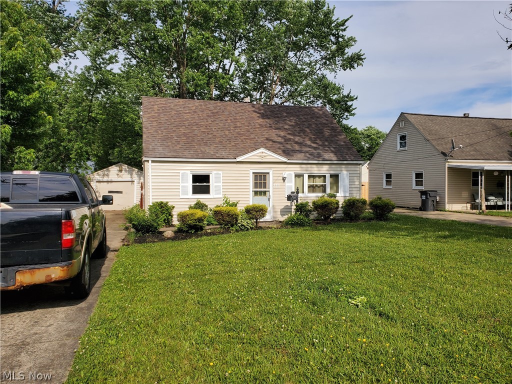 2020: New Roof, New garage door, New hot water heater, new carpet, complete bathroom remodel, and entired home painted (Sherwin Williams).