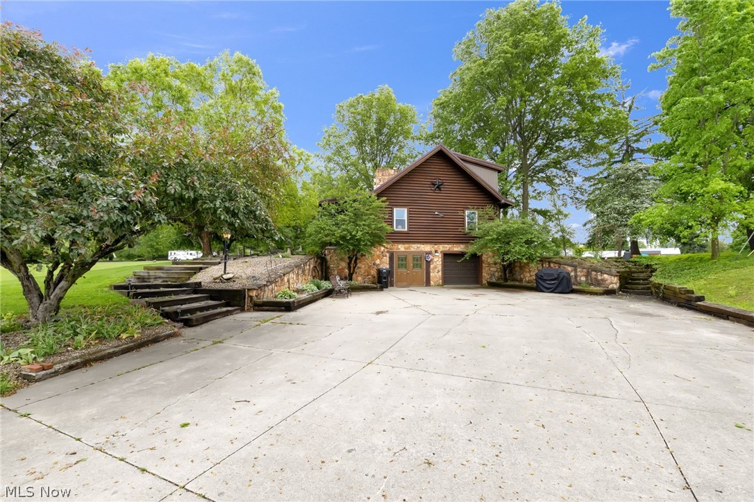 1221 Bucyrus Road