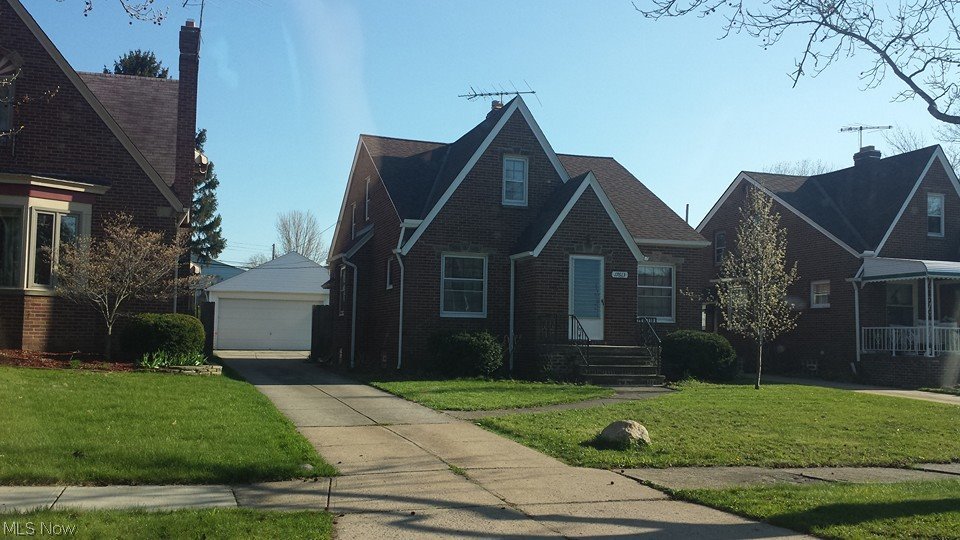 Hazel Ave - Residential