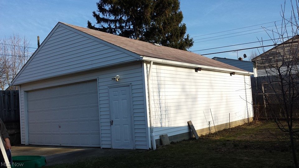 Hazel Ave - Residential