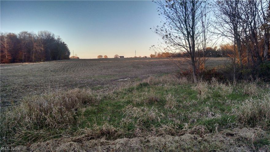 Build your dream home on this beautiful 7.1 acres of land, partially wooded. Mineral rights negotiable.