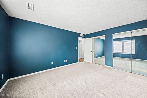 Tiny photo for 7465 Millrace Lane #103, Sagamore Hills, OH 44067 (MLS # 5179346)