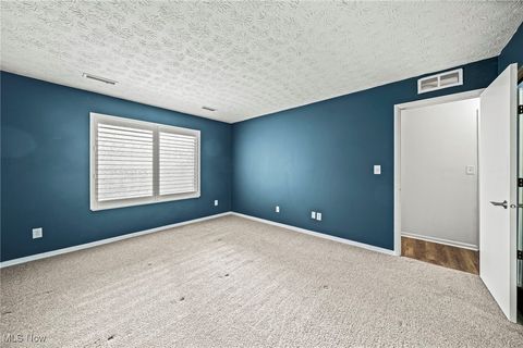 Tiny photo for 7465 Millrace Lane #103, Sagamore Hills, OH 44067 (MLS # 5179346)