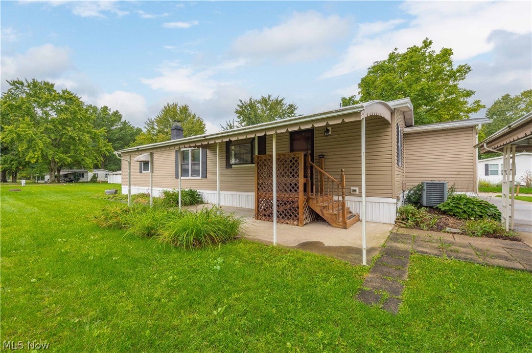 12 Overland Drive