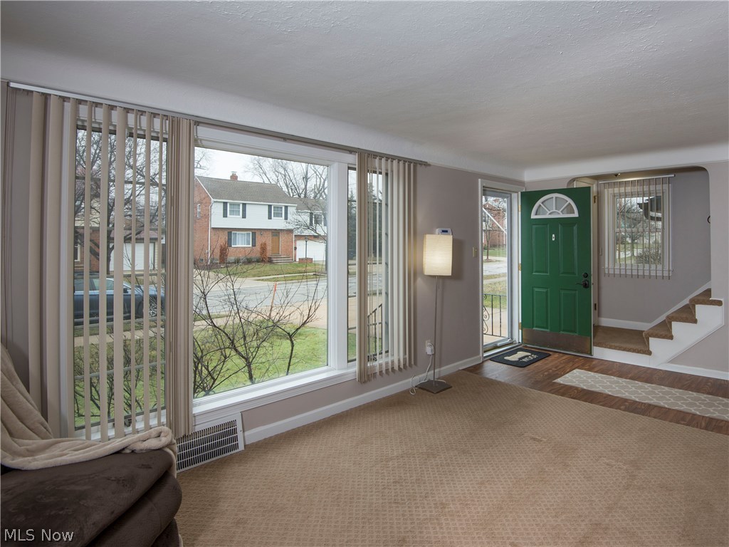 E A Markhams Richmond Manor S - Residential