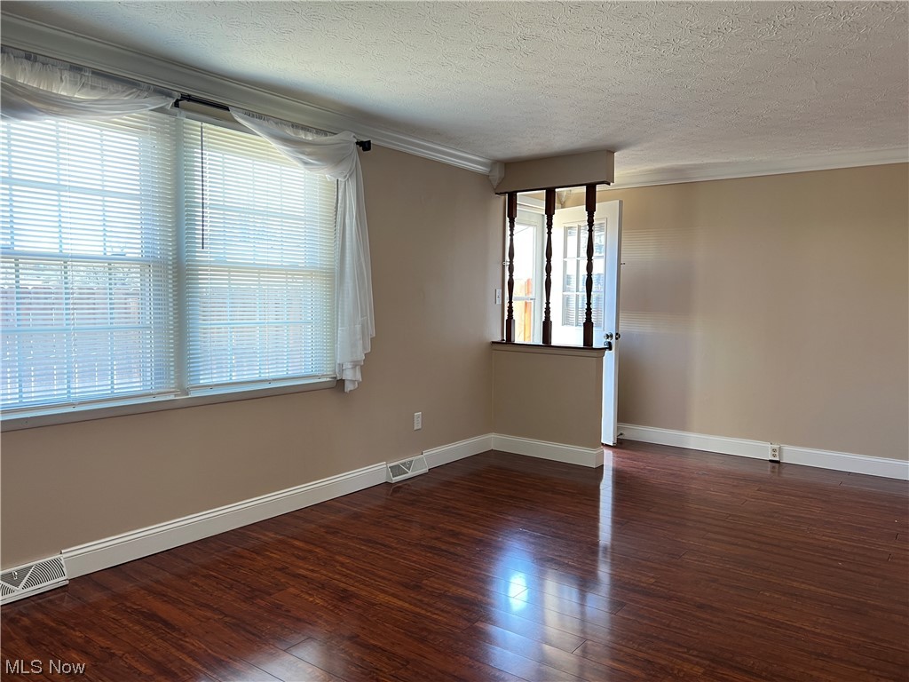 Huntington Park Co - Residential Lease