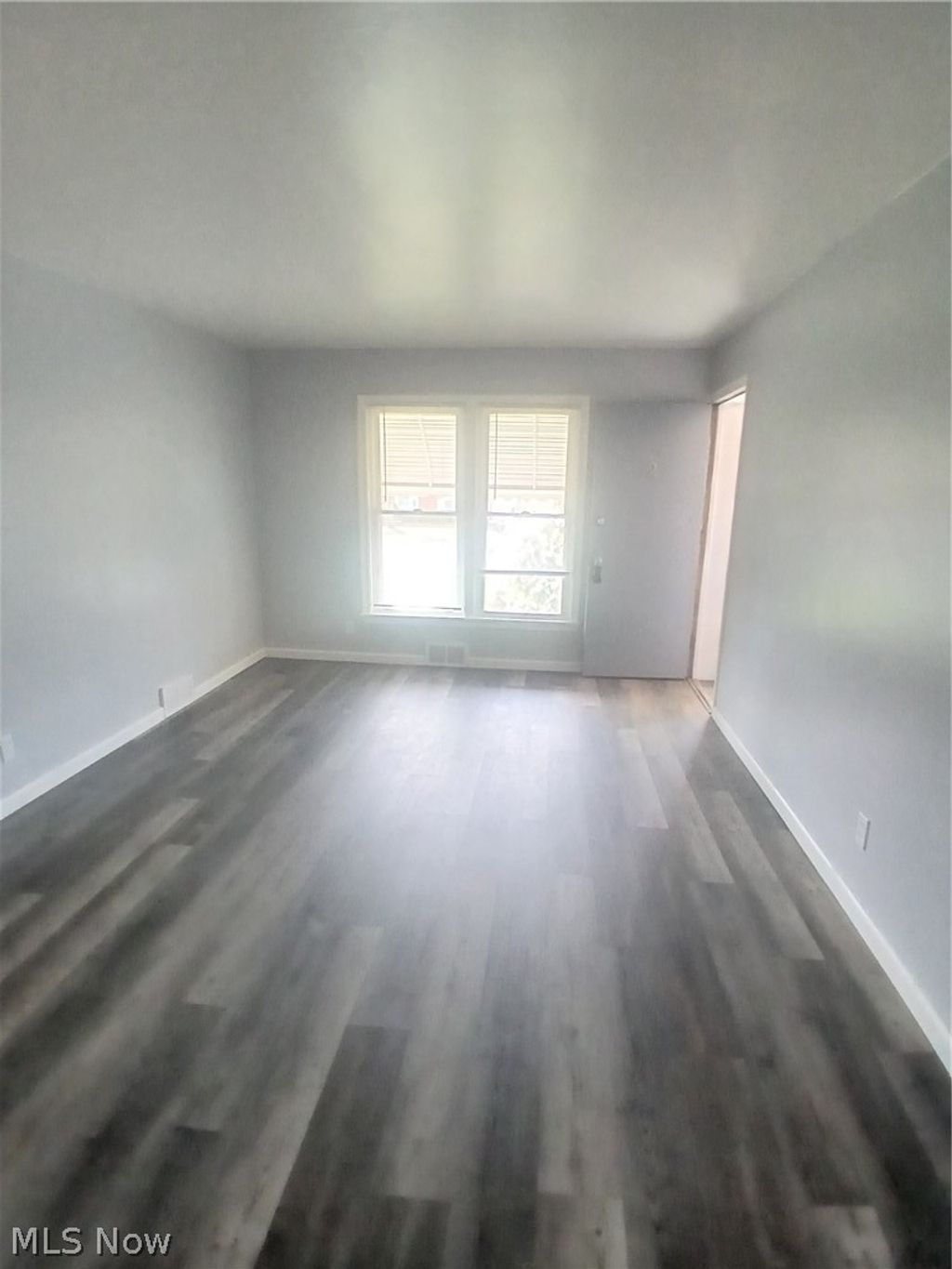 Photo of 5247 Old Oxford Lane, Youngstown, OH 44512 (MLS # 5195886)