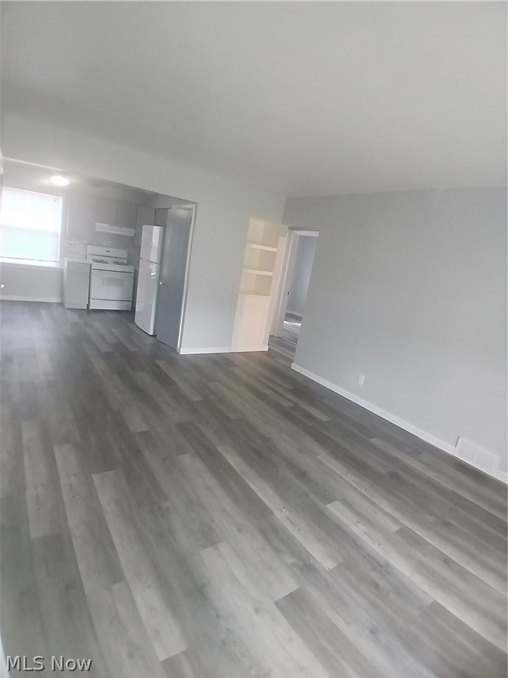 Photo of 5247 Old Oxford Lane, Youngstown, OH 44512 (MLS # 5195886)