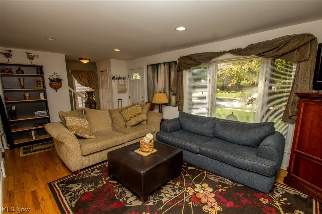 Seltzer Round Cos Monticello - Residential