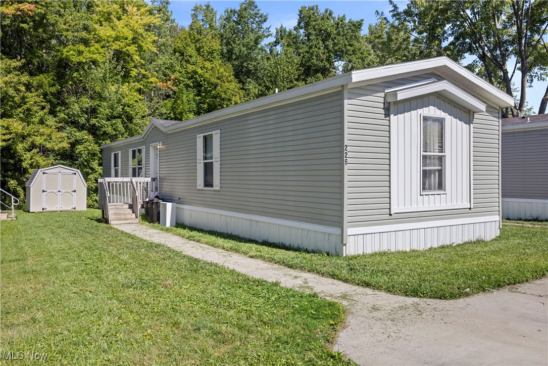 Welcome to this modern and move-in ready 2021-built home located in a welcoming Elyria community within the Midview School District! This 3-bedroom, 2-bath property offers a spacious open-concept design with a large living room and kitchen that’s perfect for both everyday living and entertaining. The master suite features its own private bathroom and a walk-in closet, giving you the comfort and storage you need.
The kitchen comes fully equipped with all appliances included, and the laundry area has both gas and electric hookups for added convenience. Enjoy year-round comfort with central air conditioning and furnace heating.
Outside, you’ll find a storage shed, a backyard space for relaxing or entertaining, and a two-car driveway. The community itself offers fantastic amenities, including a clubhouse with a fitness center and a park for kids to enjoy.
This is a great opportunity to own a newer home with plenty of space in a family-friendly community—don’t miss your chance to schedule a showing!