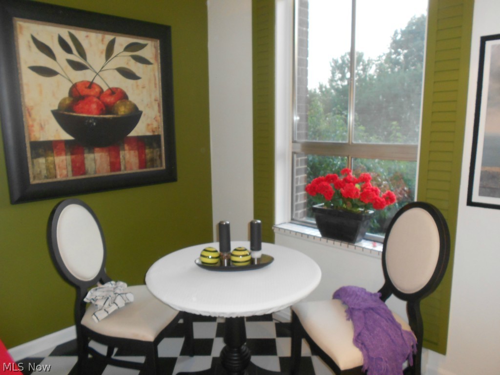 Silver Lake Towers Condo - Residential