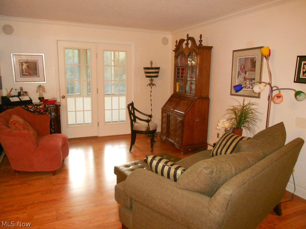 Silver Lake Towers Condo - Residential