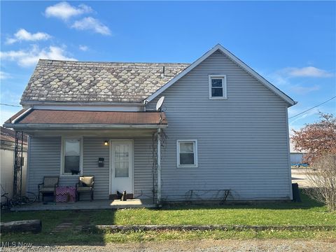Photo of 705 Railroad Street, Caldwell, OH 43724 (MLS # 5173097)