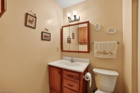 Tiny photo for 10024 Huntington Park Drive, Strongsville, OH 44136 (MLS # 5188275)