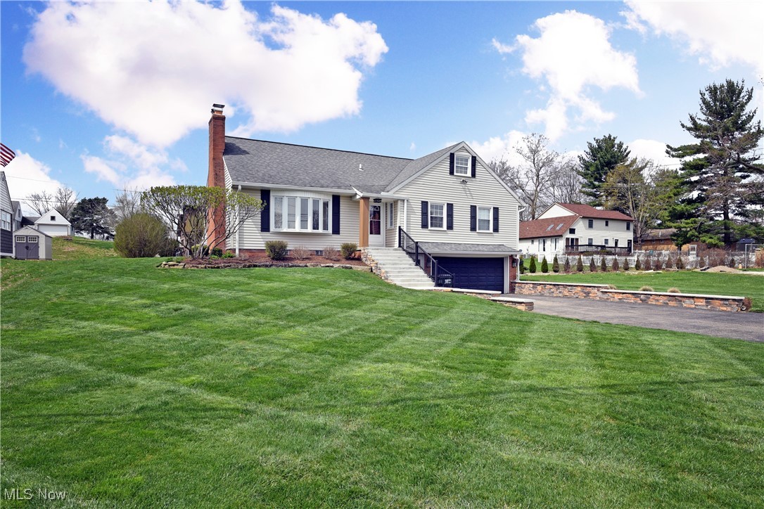 5615 West Boulevard, Canton, Ohio image 1