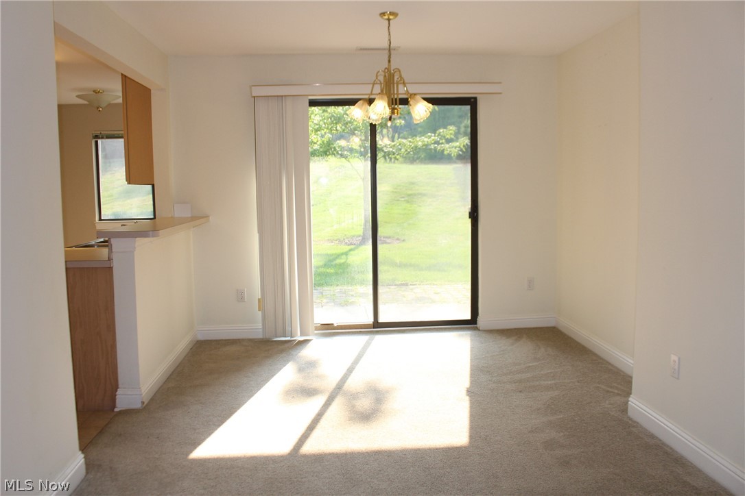 Enclave/Rosemont Rdg Condo Ow - Residential