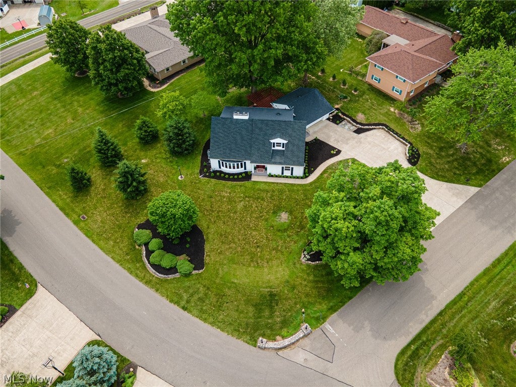 1691 Knob Hill Drive