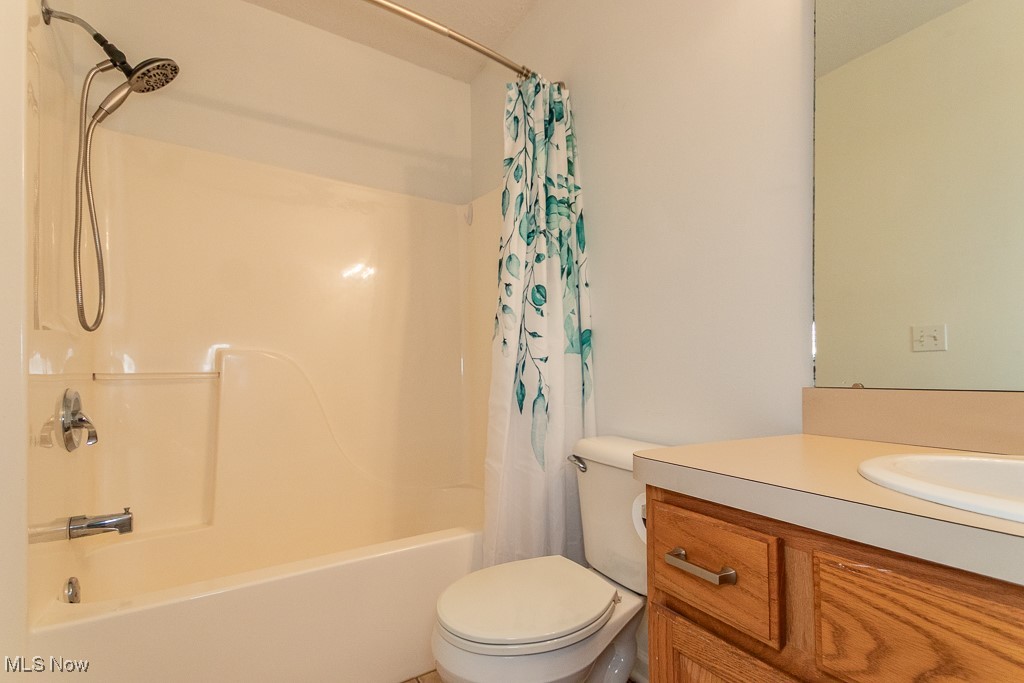 Fiddlers Creek Condo - Residential