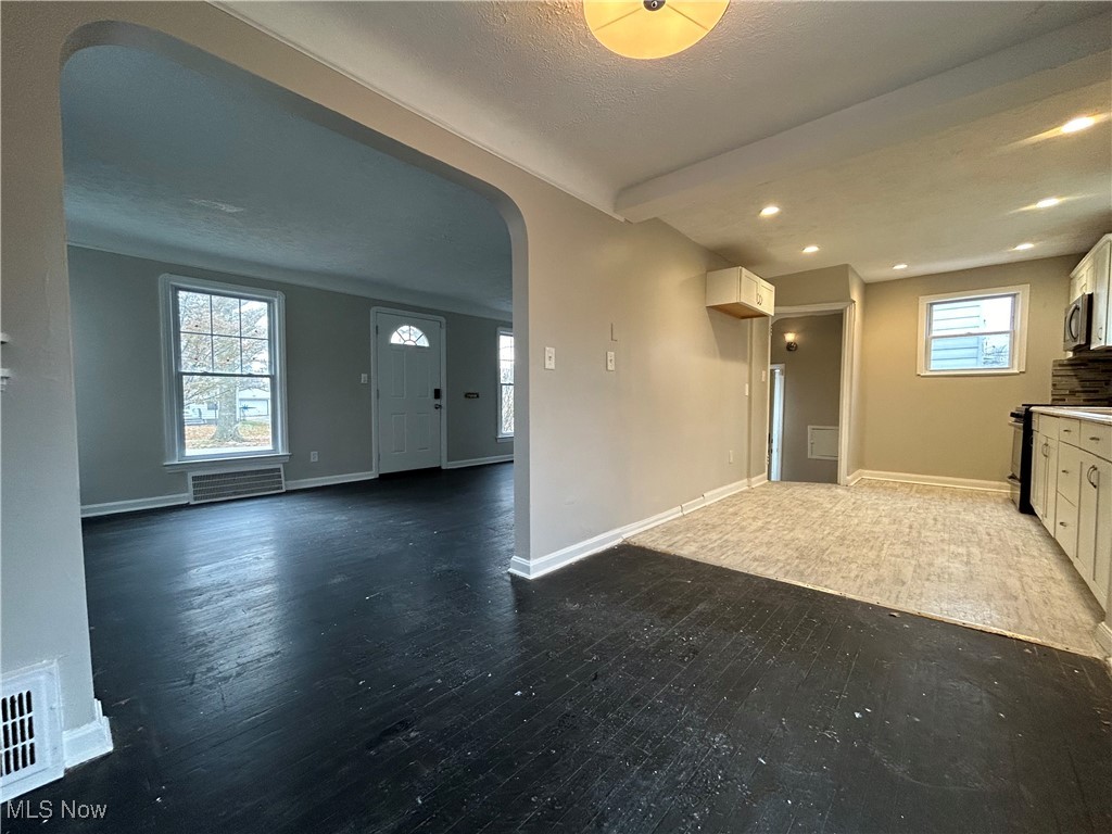 Shaker-Lee - Residential Lease