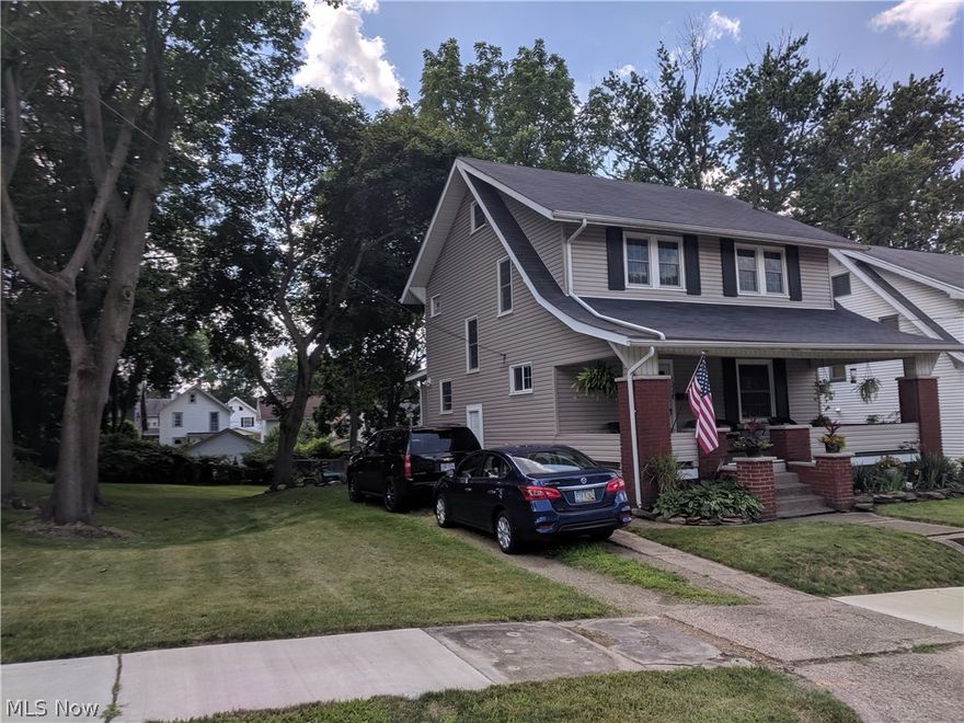 Absolutely pristine and move in condition with an extra lot. Beautiful huge back yard and private patio. If you have been looking to buy a turn key property this is it. Beautiful hard wood flooring, doors, trimming and numerous oak built in cabinets. Every inch of this house is in tip top condition and it was all professionally done. Newer high efficiency furnace that's about 7 years old, central A/C 9-19. Nice big front porch to relax on. Updates include new siding, windows, complete kitchen and both baths including a bubble jet tub, elec breaker box GFIs, clean fresh paint throughout, flat roof over sun room 3 yrs. All appliances are new high end and negotiable. The moment you walk in this home you will see how well it is maintained and well kept. FHA/VA/Conventional financing all welcomed. Call your agent today buys like this are few and far between. Schedule your private showing today!