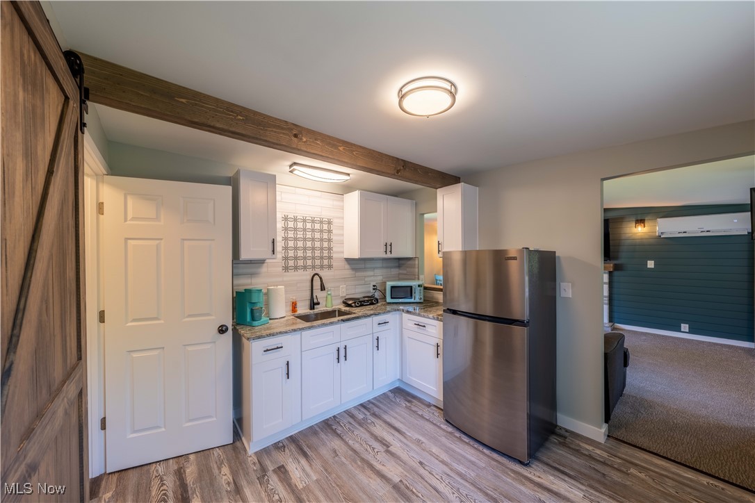 Gladys Sub - Residential Lease