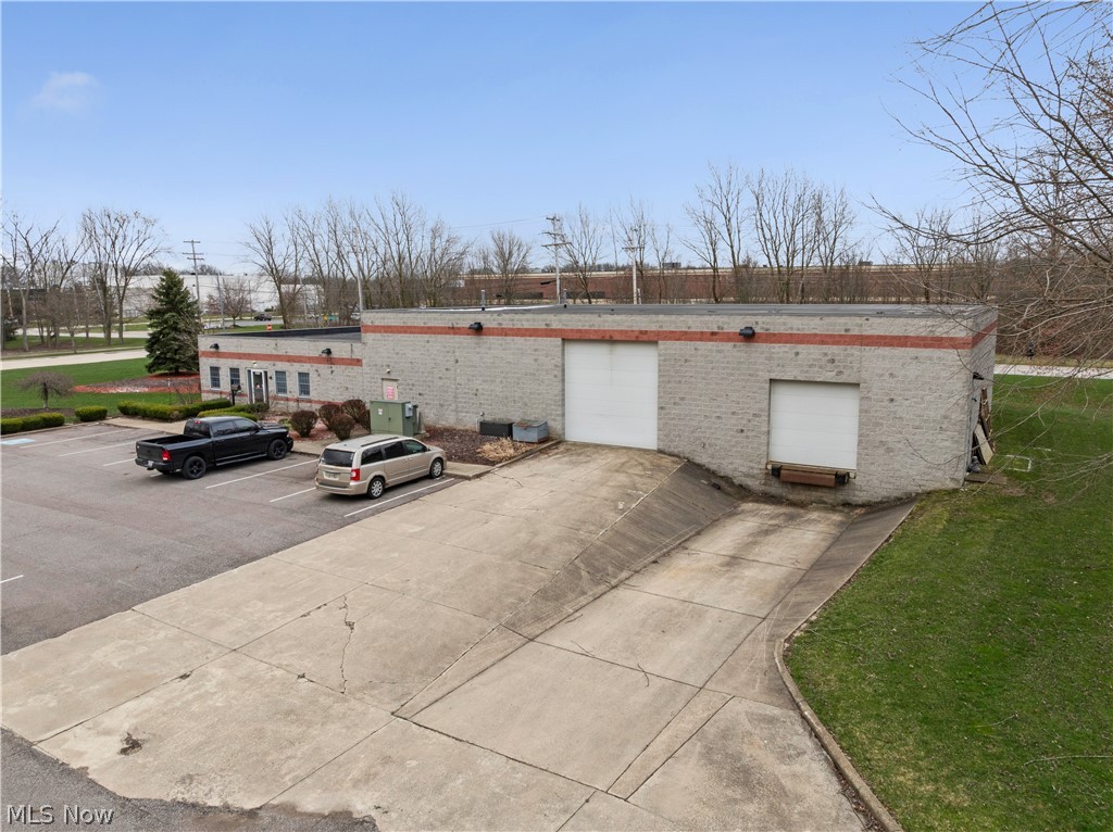 Imperial Court - Commercial Sale