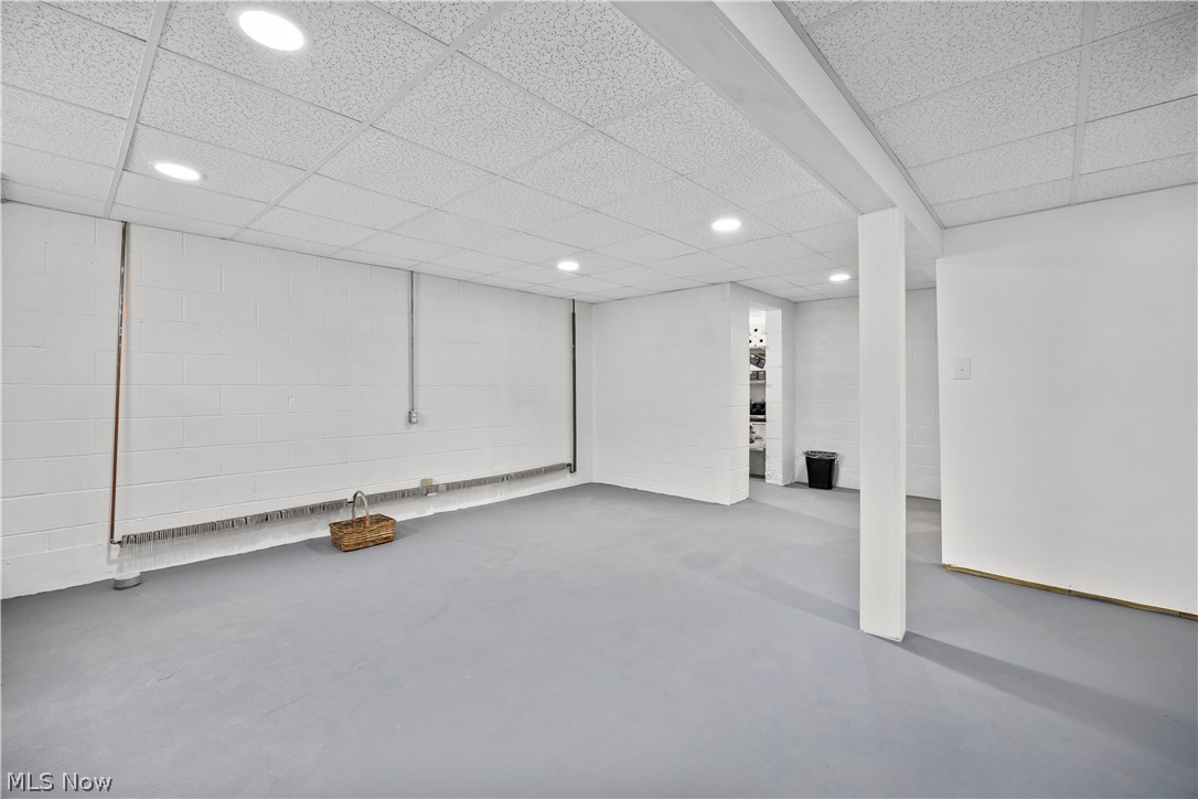 Henrietta 14 - Residential