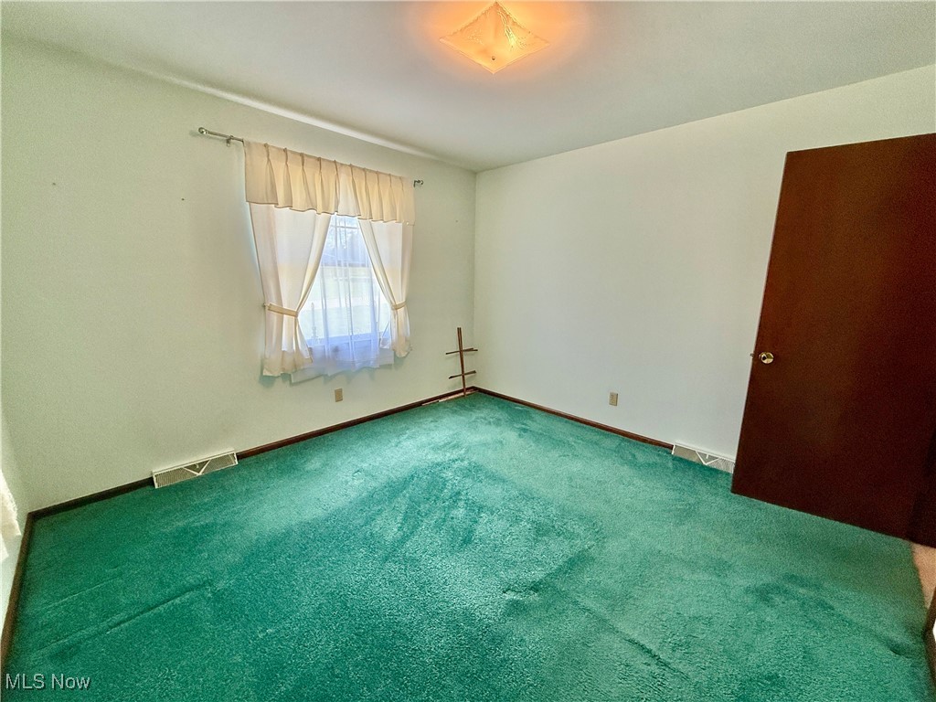 2530 Monnie Place, Zanesville, Ohio image 13