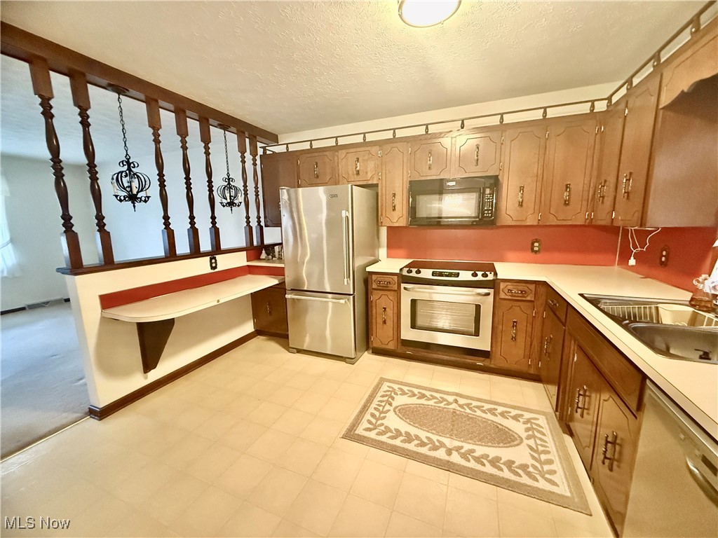 2530 Monnie Place, Zanesville, Ohio image 5