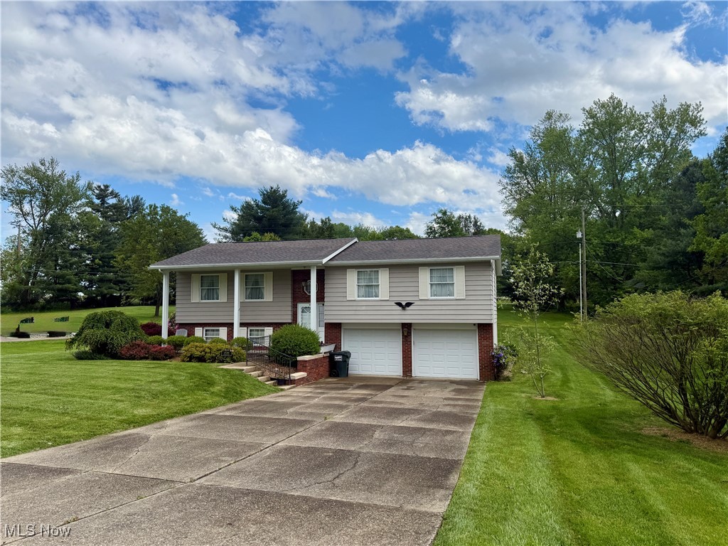 2530 Monnie Place, Zanesville, Ohio image 1