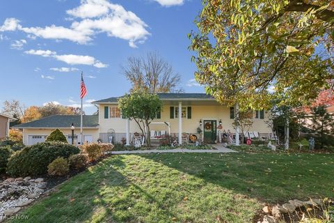 Homes For Sale - 12214 Vince Drive<br/> Doylestown, OH 44230